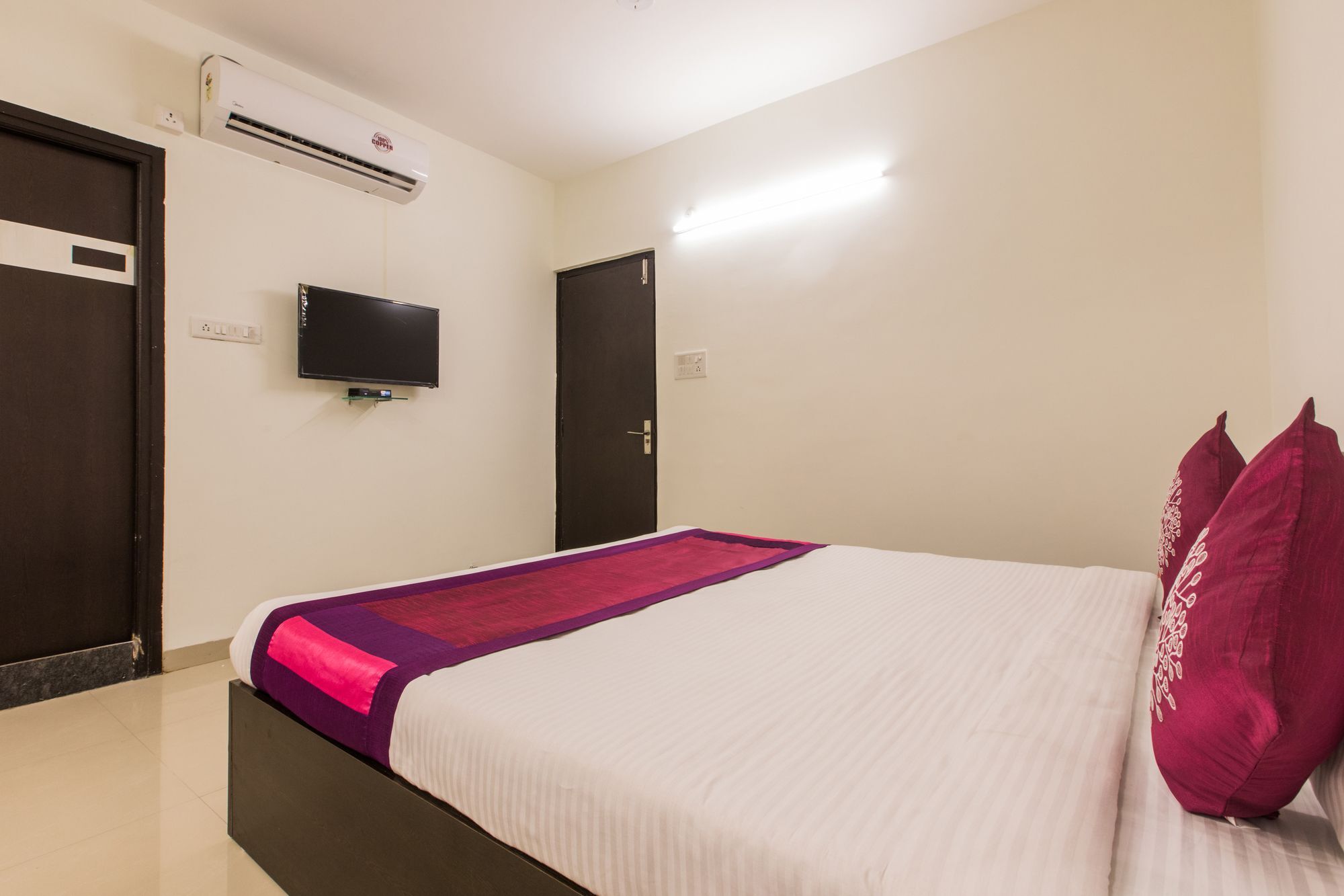 Fabhotel Prime Om Epic Vijay Nagar Indore Exterior photo